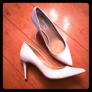 Jessica Simpson white snakeskin pumps